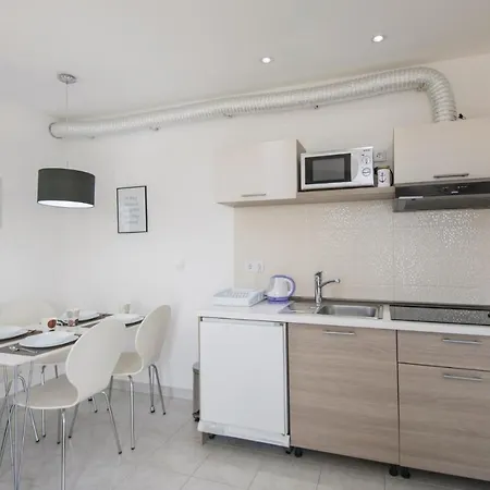 One-bedroom In Apartman