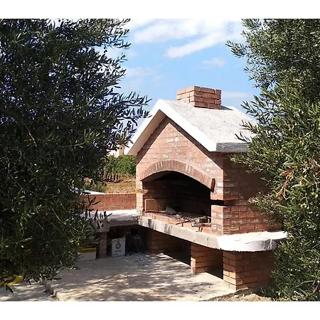 One-bedroom In * Sućuraj