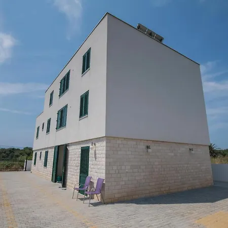 One-bedroom In