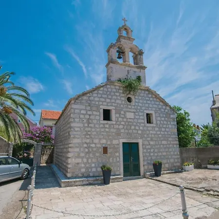 One-bedroom In * Sućuraj